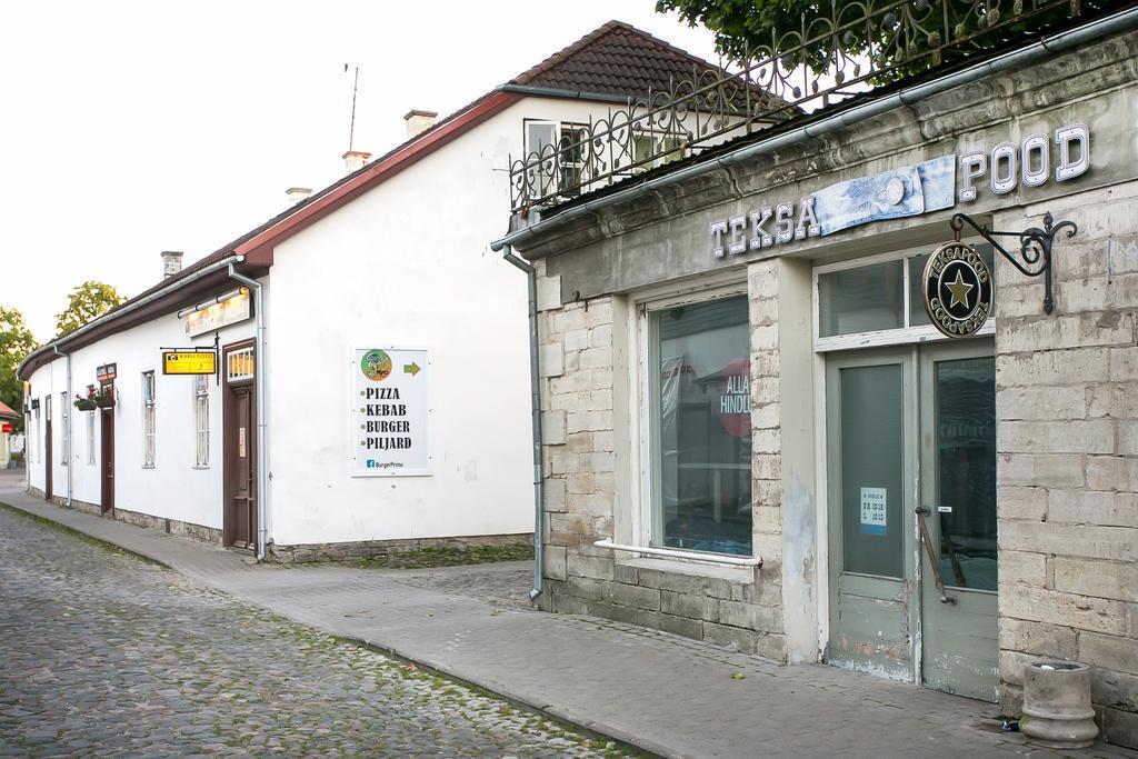 Guesthouse Laurits Kuressaare Eksteriør billede