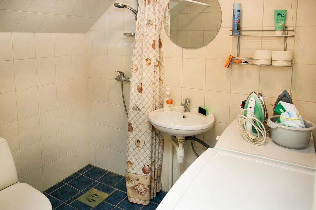 Guesthouse Laurits Kuressaare Eksteriør billede