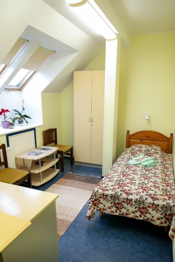 Guesthouse Laurits Kuressaare Eksteriør billede