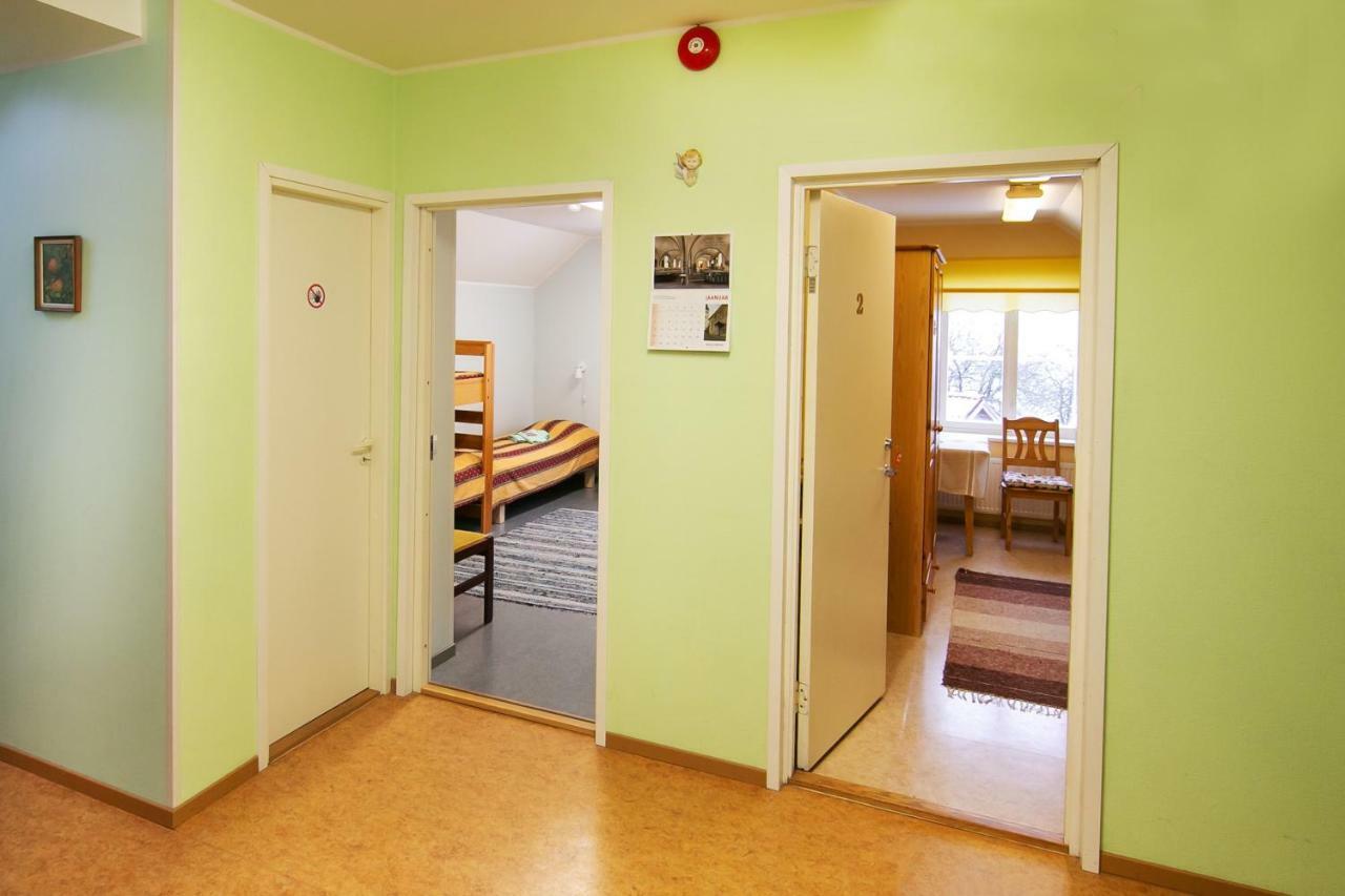 Guesthouse Laurits Kuressaare Eksteriør billede
