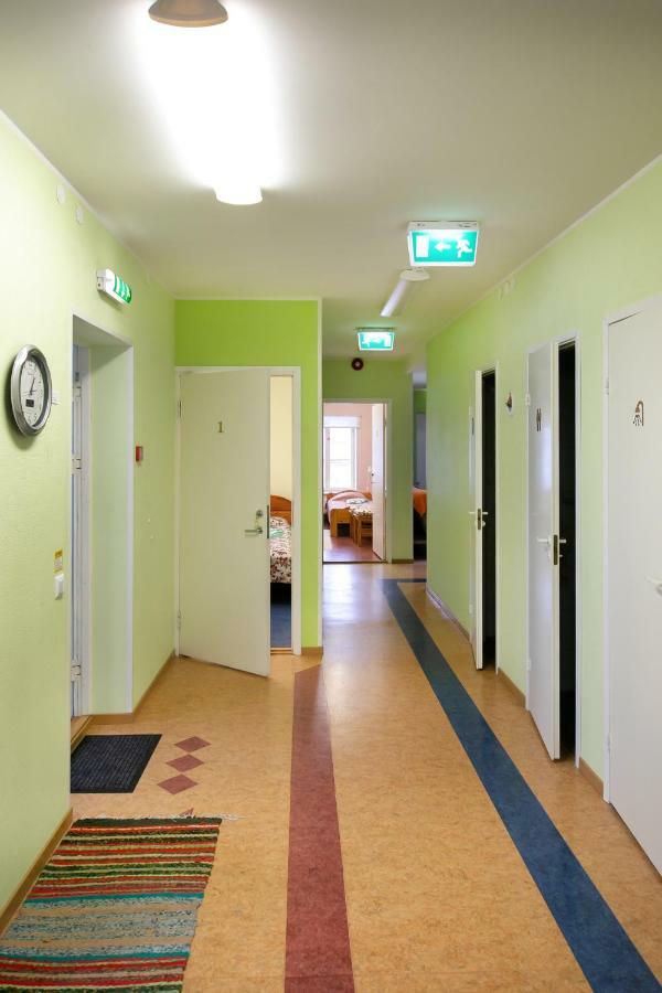 Guesthouse Laurits Kuressaare Eksteriør billede
