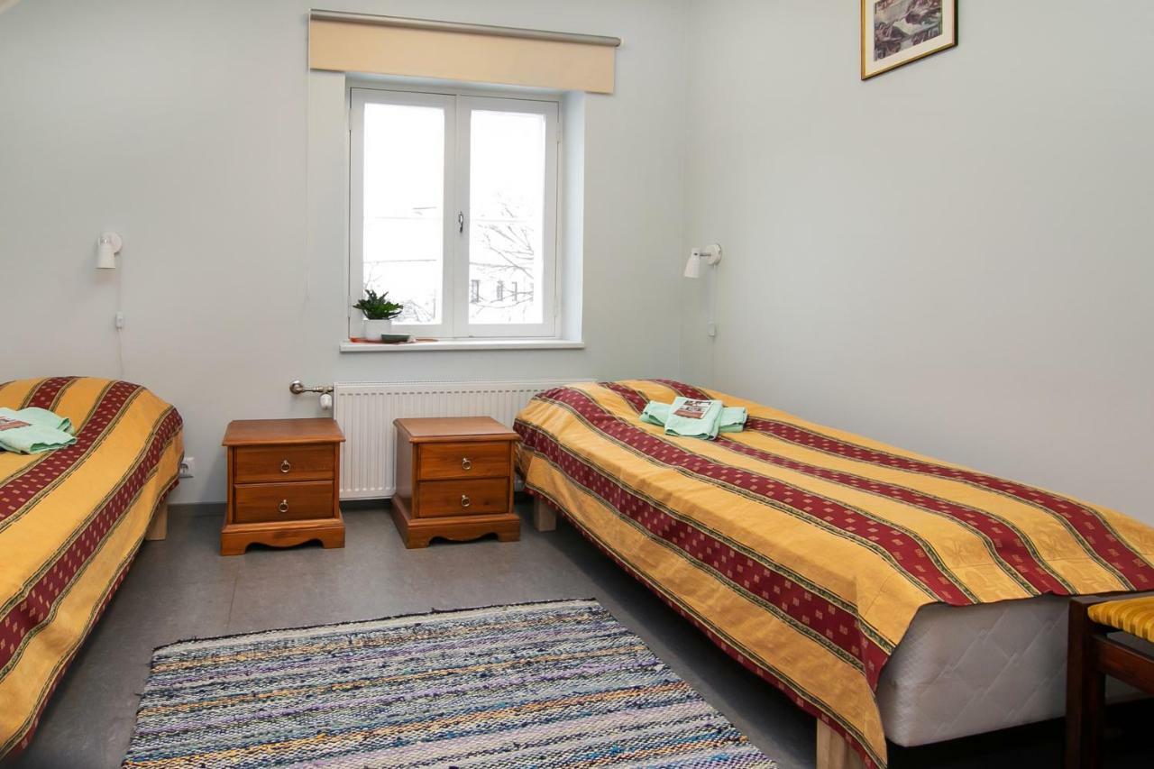 Guesthouse Laurits Kuressaare Eksteriør billede